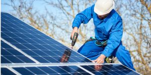 Installation Maintenance Panneaux Solaires Photovoltaïques à Taugon